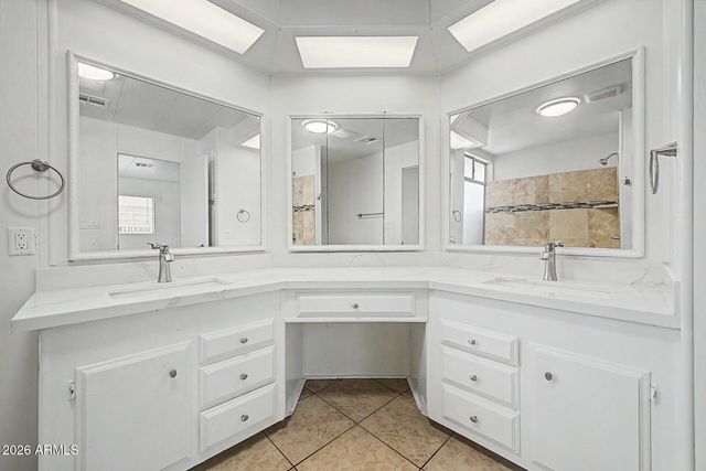 6602 W MISSION Lane, Glendale, AZ 85302