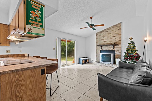 717 LANCEWOOD DRIVE, Winter Springs, FL 32708