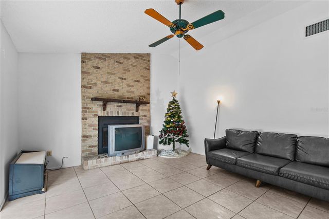 717 LANCEWOOD DRIVE, Winter Springs, FL 32708