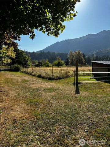 150 Anderson Road, Glenoma, WA 98336