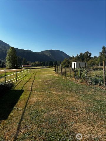 150 Anderson Road, Glenoma, WA 98336