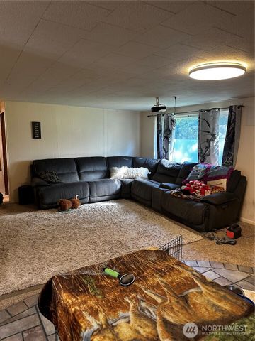 150 Anderson Road, Glenoma, WA 98336