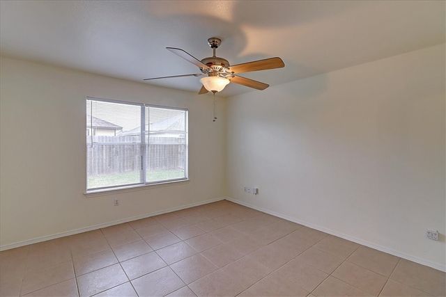 7933 Elk Dr, Corpus Christi, TX 78414