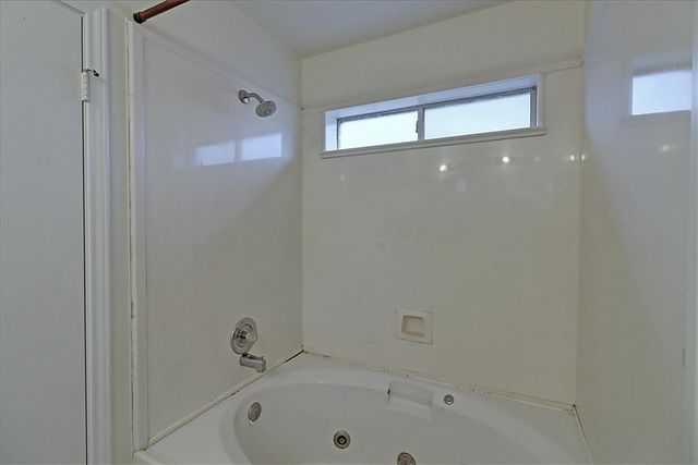 7933 Elk Dr, Corpus Christi, TX 78414