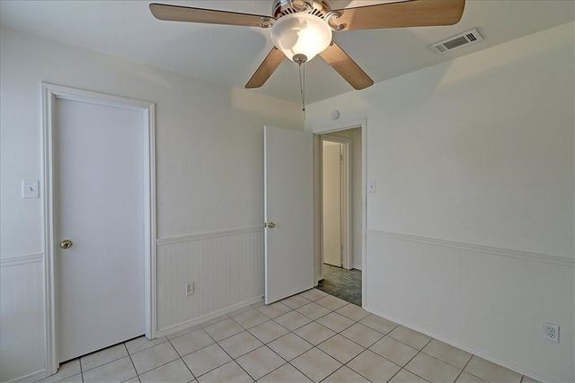 7933 Elk Dr, Corpus Christi, TX 78414