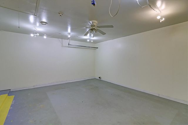 7933 Elk Dr, Corpus Christi, TX 78414
