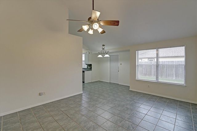 7933 Elk Dr, Corpus Christi, TX 78414