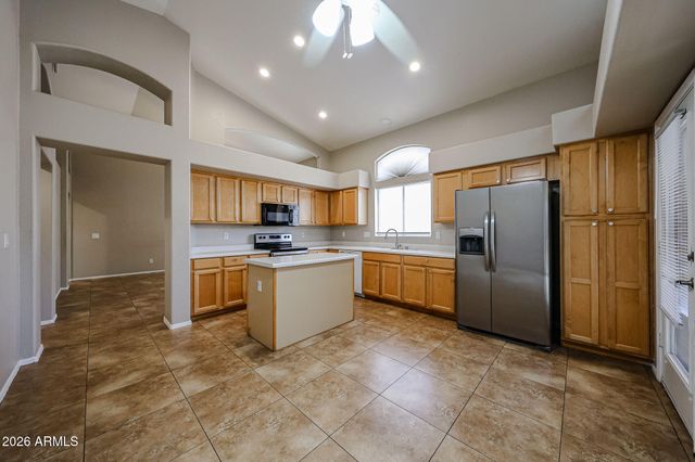20002 N 14TH Avenue, Phoenix, AZ 85027
