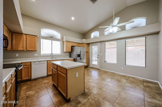 20002 N 14TH Avenue, Phoenix, AZ 85027