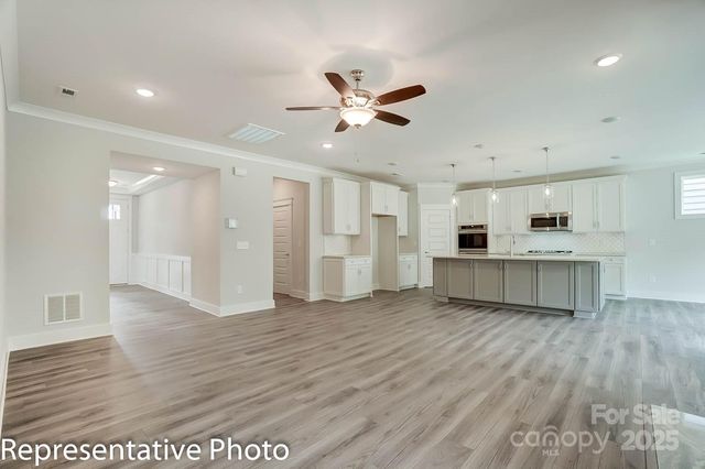 1003 Cedar Falls Drive, Waxhaw, NC 28173