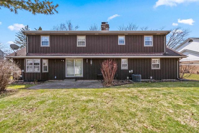 607 RIDGEVIEW COURT, Green Bay, WI 54301