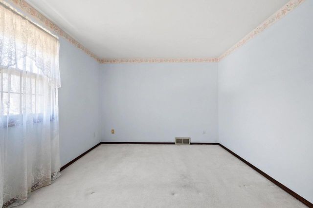 607 RIDGEVIEW COURT, Green Bay, WI 54301