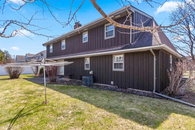 607 RIDGEVIEW COURT, Green Bay, WI 54301