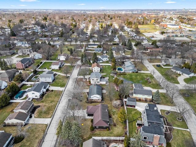 607 RIDGEVIEW COURT, Green Bay, WI 54301