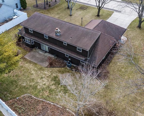 607 RIDGEVIEW COURT, Green Bay, WI 54301