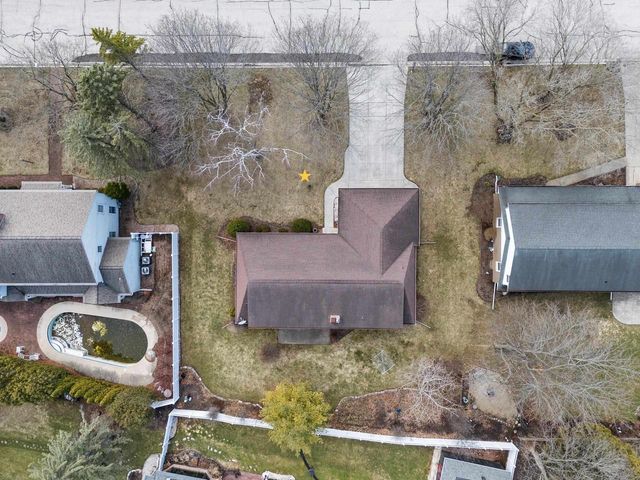 607 RIDGEVIEW COURT, Green Bay, WI 54301