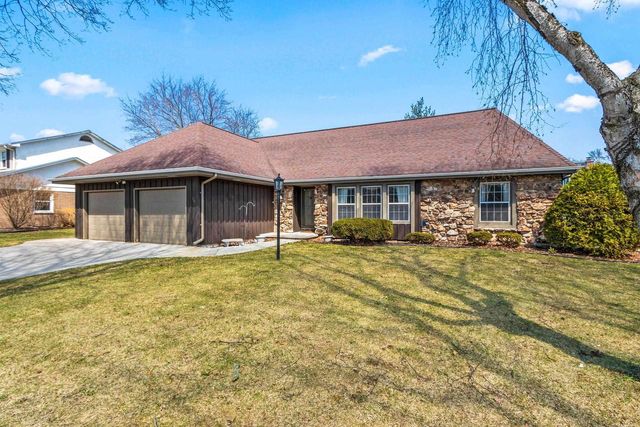 607 RIDGEVIEW COURT, Green Bay, WI 54301