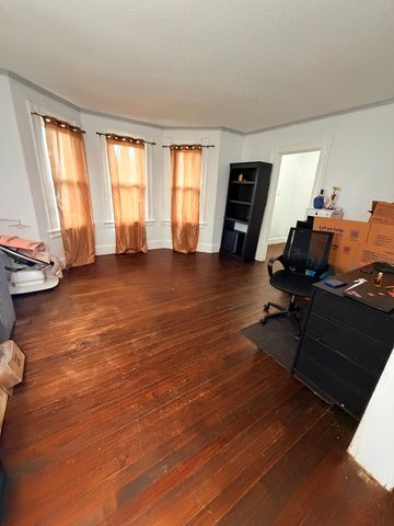 100 Austin Street, New Britain, CT 06051