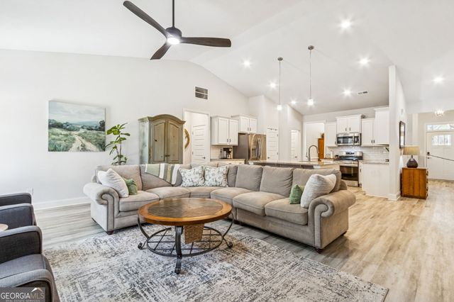 23 Eagle Heights Drive, Maysville, GA 30558