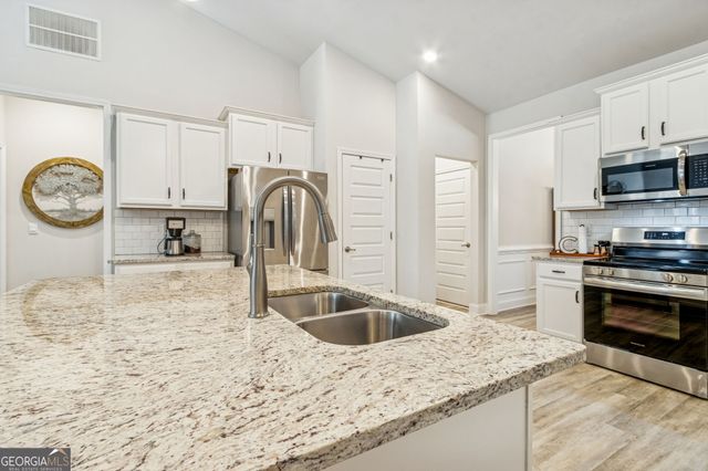 23 Eagle Heights Drive, Maysville, GA 30558