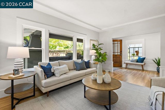 1310 Carlotta Ave, Berkeley, CA 94703