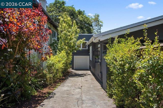 1310 Carlotta Ave, Berkeley, CA 94703