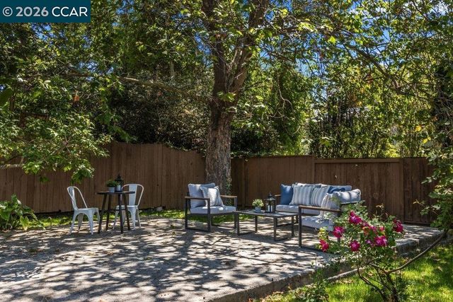 1310 Carlotta Ave, Berkeley, CA 94703