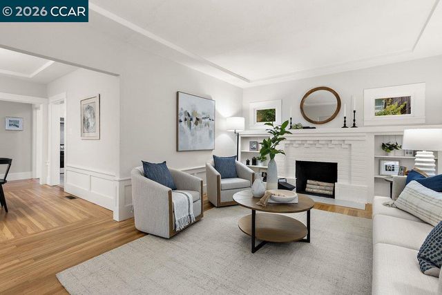 1310 Carlotta Ave, Berkeley, CA 94703