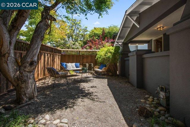 1310 Carlotta Ave, Berkeley, CA 94703