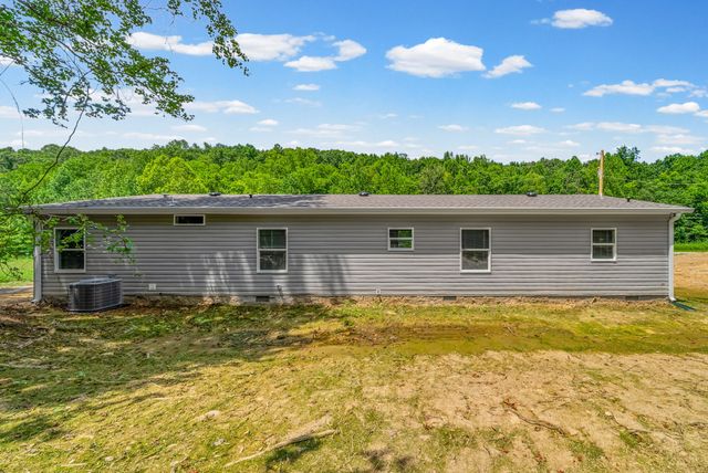 419 John Ross Hollow Road, Erin, TN 37061