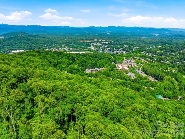 52 Chapel Hill Church Road, Asheville, NC 28803