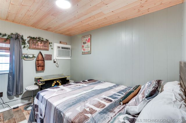 5112 Oakwood, Kingston, OK 73439
