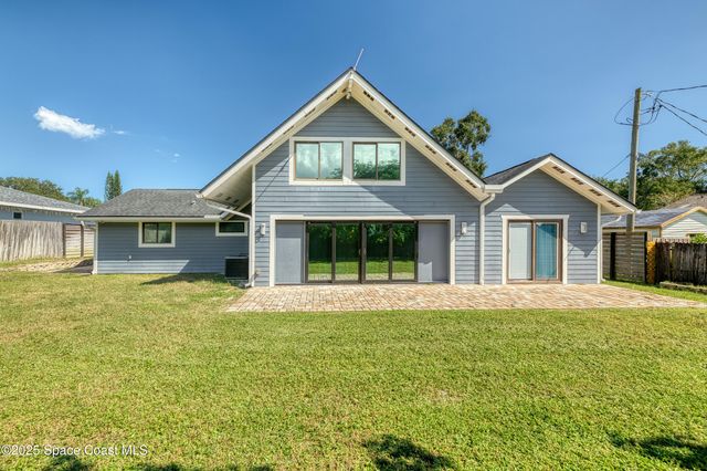 510 Fern Avenue NE, Palm Bay, FL 32907