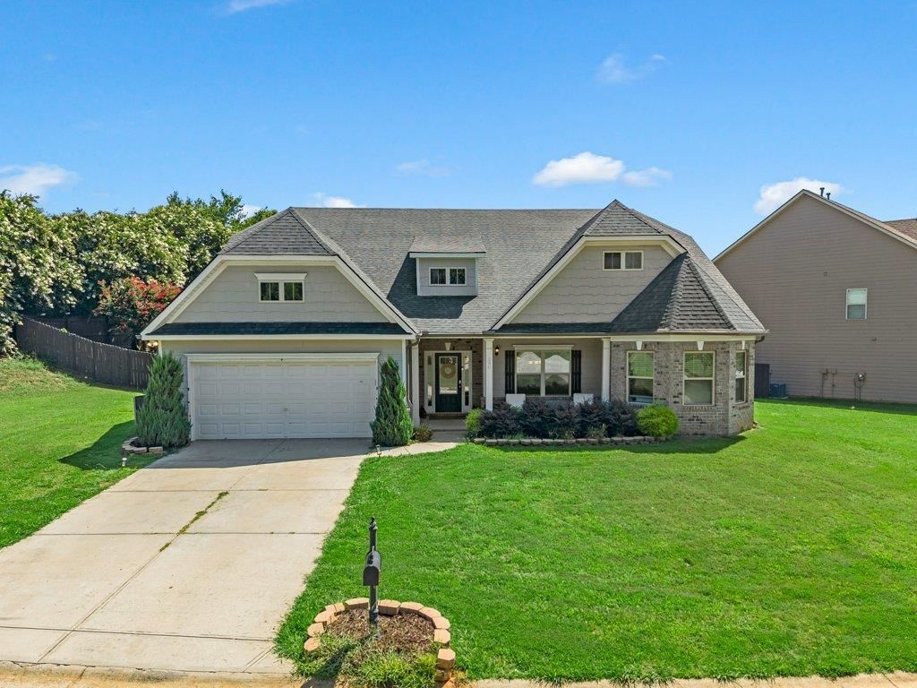 290 Noble Creek Road, Woodruff, SC 29388