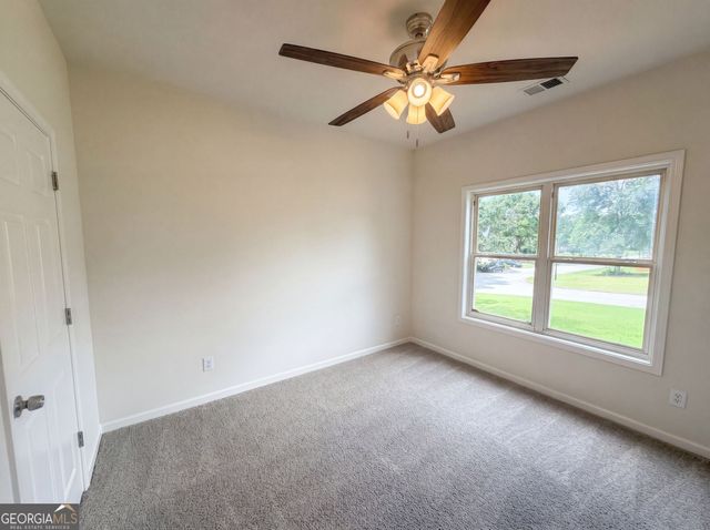 3322 Henderson View Court, Loganville, GA 30052