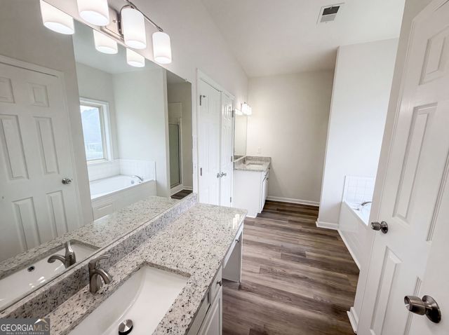 3322 Henderson View Court, Loganville, GA 30052