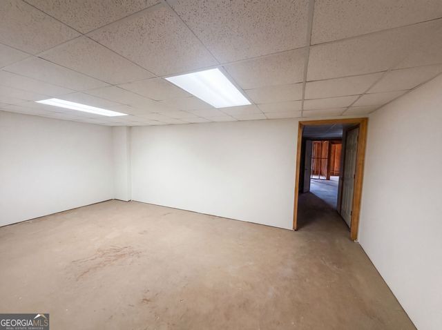 3322 Henderson View Court, Loganville, GA 30052