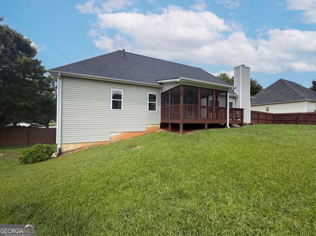 3322 Henderson View Court, Loganville, GA 30052