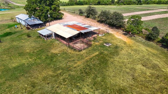 10802 County Road 203, Plantersville, TX 77363