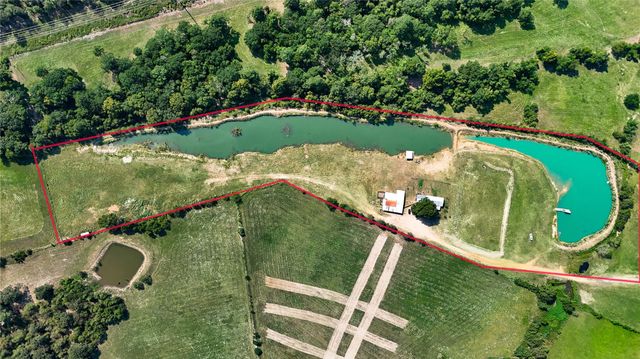 10802 County Road 203, Plantersville, TX 77363