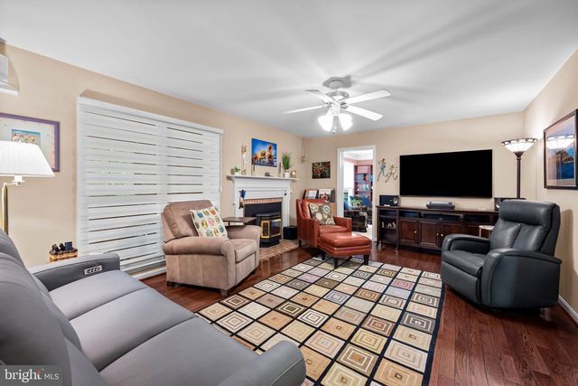 9 PICNIC CT, Reisterstown, MD 21136
