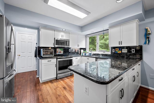 9 PICNIC CT, Reisterstown, MD 21136