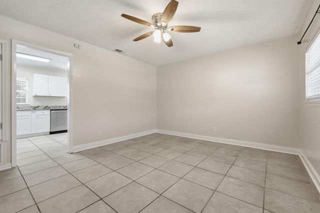 20 Kohler Drive, Mary Esther, FL 32569