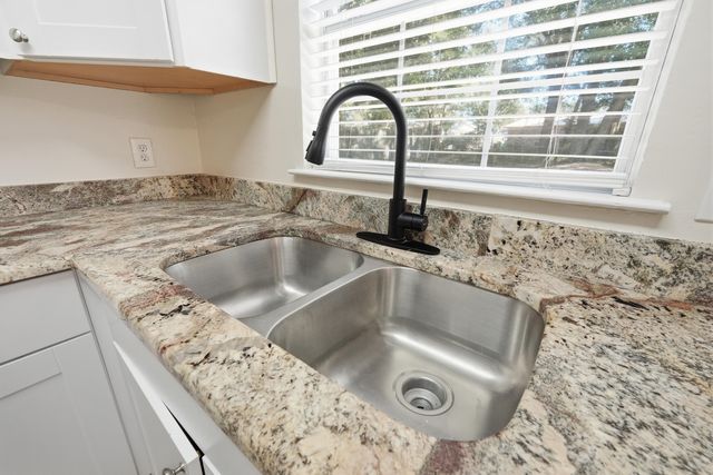 20 Kohler Drive, Mary Esther, FL 32569