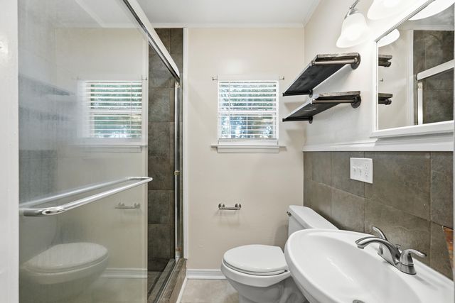 20 Kohler Drive, Mary Esther, FL 32569