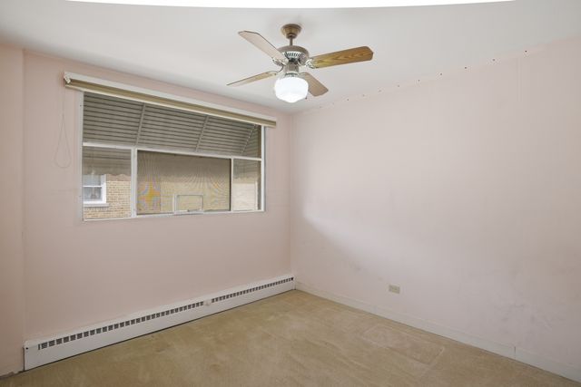 2711 W Balmoral Avenue, Chicago, IL 60625
