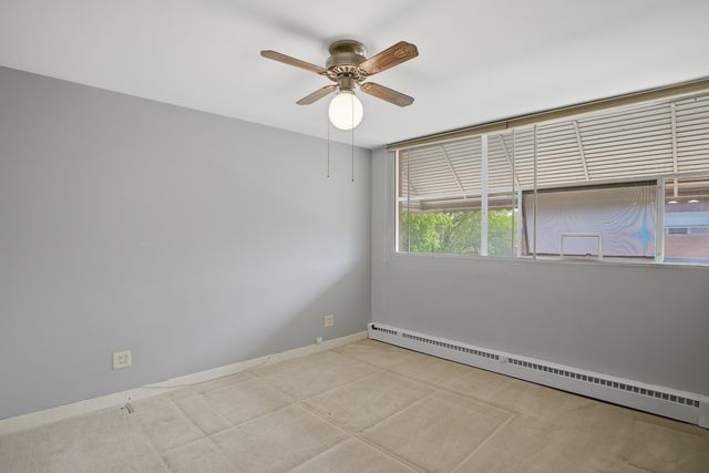 2711 W Balmoral Avenue, Chicago, IL 60625