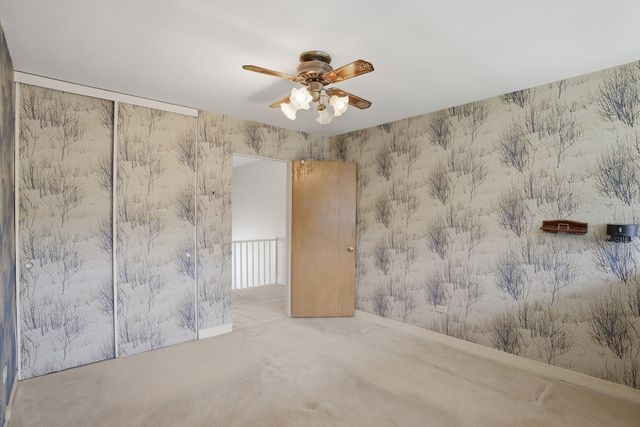 2711 W Balmoral Avenue, Chicago, IL 60625