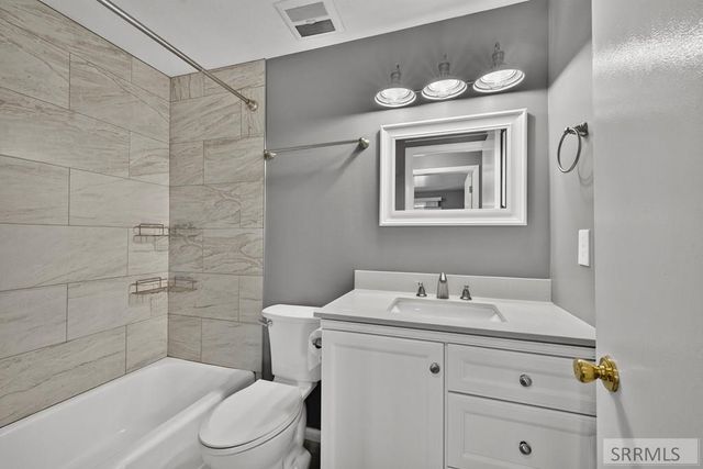 1005 E 21st Street, Idaho Falls, ID 83404