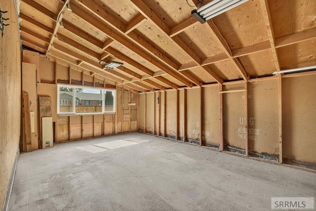 1005 E 21st Street, Idaho Falls, ID 83404